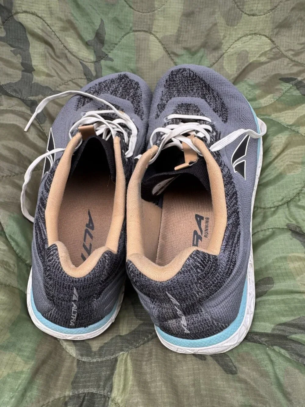 Altra Escalante Running Shoes Gray/Black - Size Not Marked